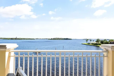 7 Royal Palm Pointe Vero Beach FL 32960