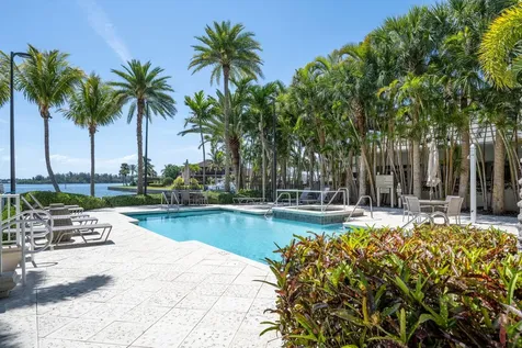 7 Royal Palm Pointe Vero Beach FL 32960
