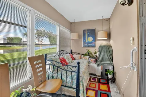 1069 Cornwall D Boca Raton FL 33434