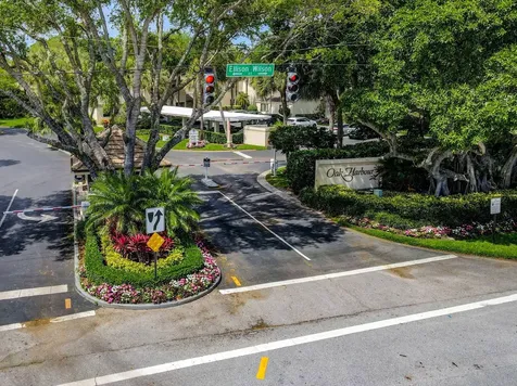 318 Oak Harbour Drive Juno Beach FL 33408
