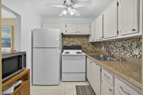 414 Windsor R West Palm Beach FL 33417