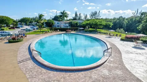 414 Windsor R West Palm Beach FL 33417