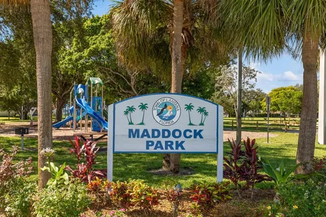 702 S 12th Street Lantana FL 33462