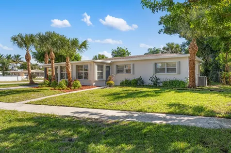 702 S 12th Street Lantana FL 33462