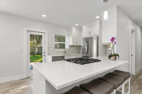 702 S 12th Street Lantana FL 33462