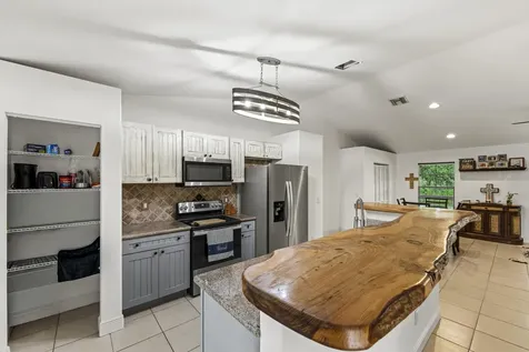 32801 Us Highway 441 Okeechobee FL 34972