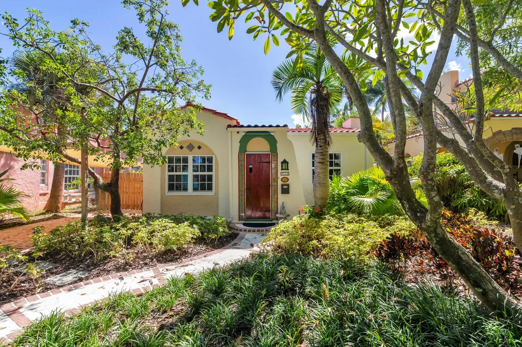 714 Sunset Road West Palm Beach FL 33401