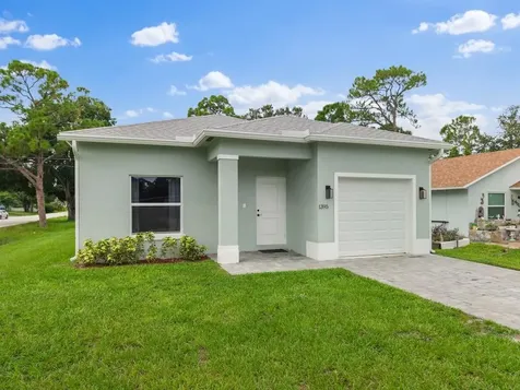 1395 17th Court Vero Beach FL 32962