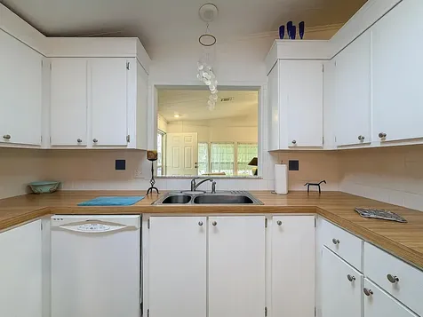 7335 Se Independence Avenue Hobe Sound FL 33455
