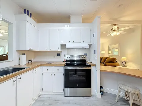 7335 Se Independence Avenue Hobe Sound FL 33455