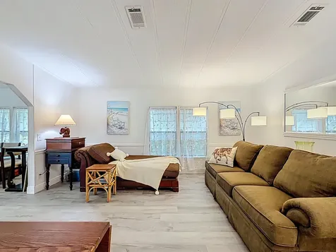 7335 Se Independence Avenue Hobe Sound FL 33455