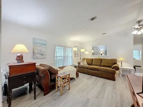 7335 Se Independence Avenue Hobe Sound FL 33455