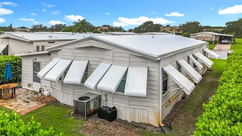 7335 Se Independence Avenue Hobe Sound FL 33455