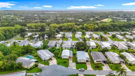 7335 Se Independence Avenue Hobe Sound FL 33455