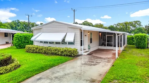 7335 Se Independence Avenue Hobe Sound FL 33455