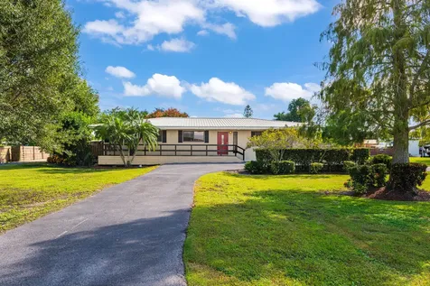 1732 Se Avenue J Belle Glade FL 33430