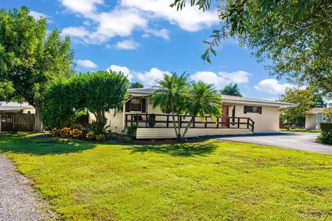 1732 Se Avenue J Belle Glade FL 33430