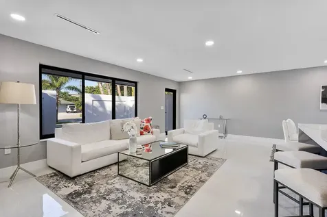 200 Sw 12th Street Boca Raton FL 33432