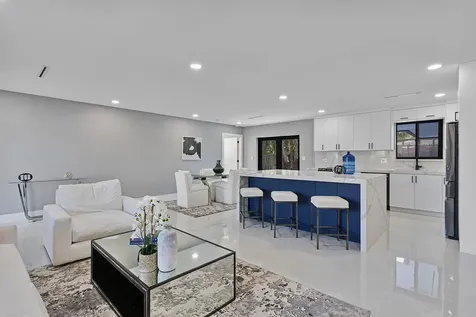 200 Sw 12th Street Boca Raton FL 33432