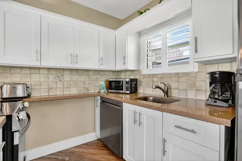 1225 Hillsboro Mile Hillsboro Beach FL 33062