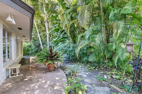 612 Cypress Key Drive Atlantis FL 33462