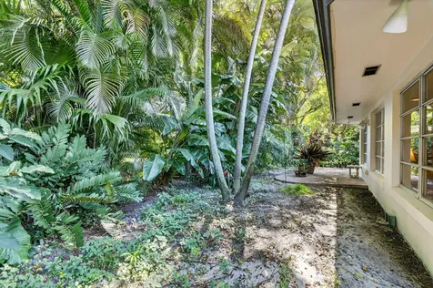 612 Cypress Key Drive Atlantis FL 33462