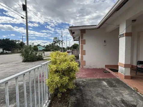 2699 Summit Boulevard West Palm Beach FL 33406