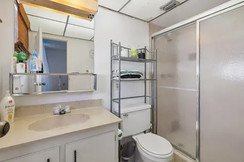 2860 Somerset Drive Lauderdale Lakes FL 33311