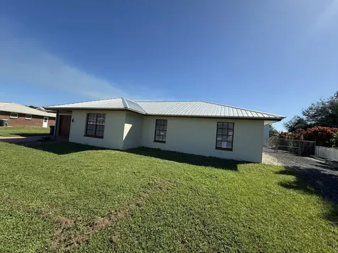 805 N Lopez Street Clewiston FL 33440