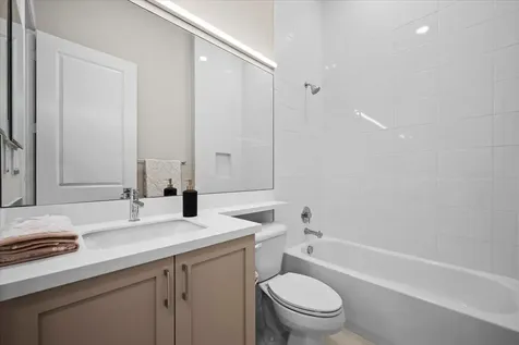 9858 Pecorino Isle Boynton Beach FL 33473