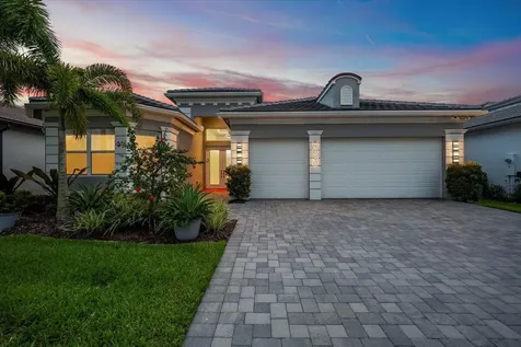9858 Pecorino Isle Boynton Beach FL 33473