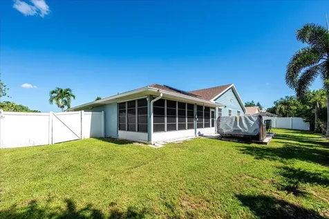 6876 Bronte Circle Port Saint Lucie FL 34952