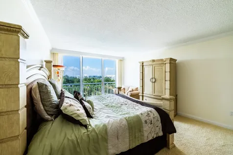 2780 S Ocean Boulevard Palm Beach FL 33480