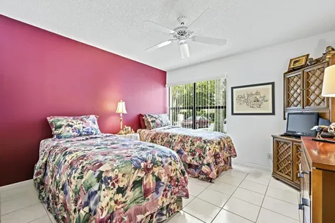 5153 Oak Hill Lane Delray Beach FL 33484