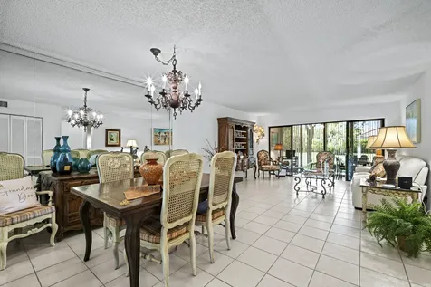 5153 Oak Hill Lane Delray Beach FL 33484