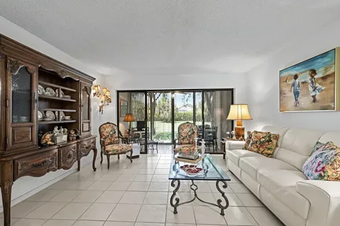 5153 Oak Hill Lane Delray Beach FL 33484