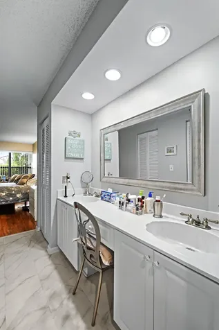5153 Oak Hill Lane Delray Beach FL 33484