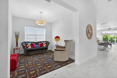 10050 Regency Way Palm Beach Gardens FL 33412
