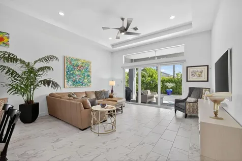 10050 Regency Way Palm Beach Gardens FL 33412