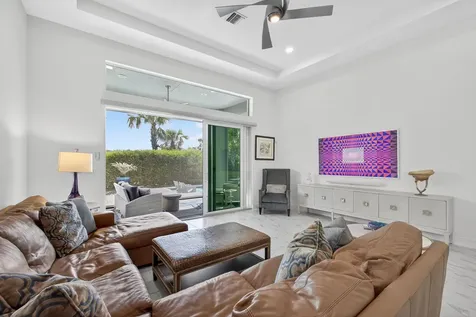 10050 Regency Way Palm Beach Gardens FL 33412