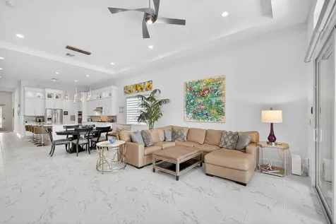 10050 Regency Way Palm Beach Gardens FL 33412