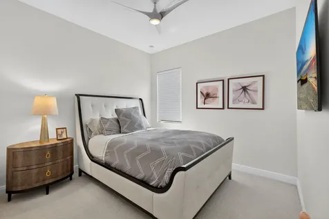 10050 Regency Way Palm Beach Gardens FL 33412