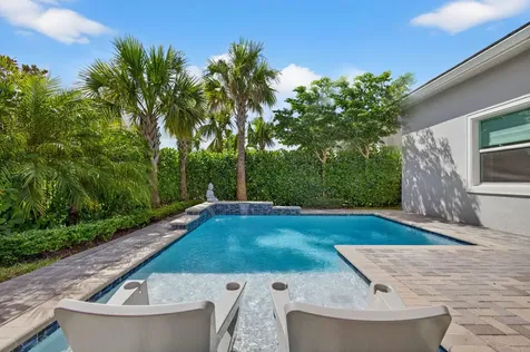 10050 Regency Way Palm Beach Gardens FL 33412