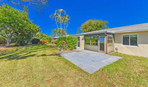13984 Via Flora Delray Beach FL 33484