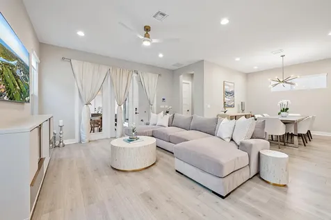 1013 Faulkner Terrace Palm Beach Gardens FL 33418