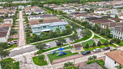 1013 Faulkner Terrace Palm Beach Gardens FL 33418