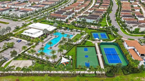 1013 Faulkner Terrace Palm Beach Gardens FL 33418