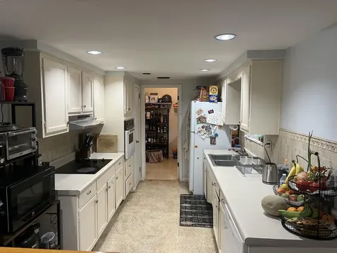 621 Sw 68th Avenue Pembroke Pines FL 33023