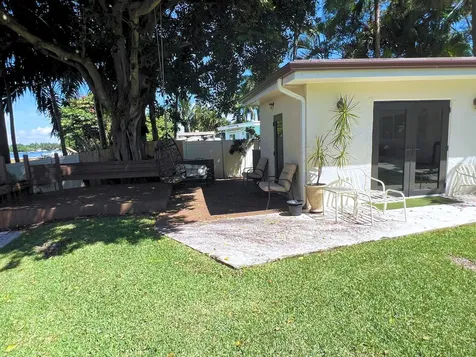 7315 Pine Tree Lane Lake Clarke Shores FL 33406
