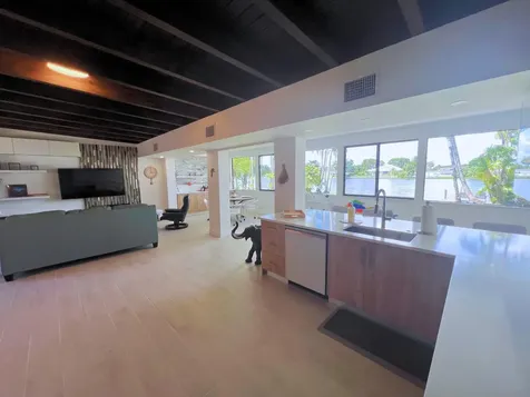 7315 Pine Tree Lane Lake Clarke Shores FL 33406